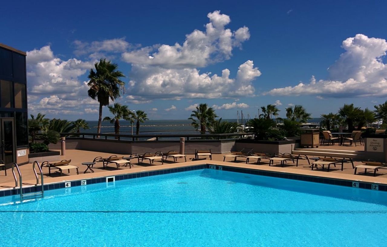 Holiday Inn Corpus Christi Downtown Marina, An Ihg Hotel Exterior photo